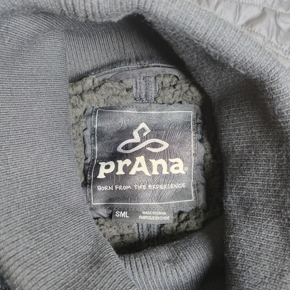 prAna Women’s Quilted Fleece Vest Small Black Cowl Neck Outdoor Hiking - Picture 7 of 9